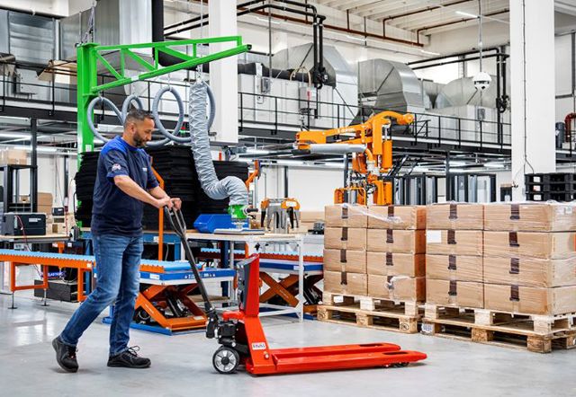 Hand Pallet Truck Warehouse 720Px